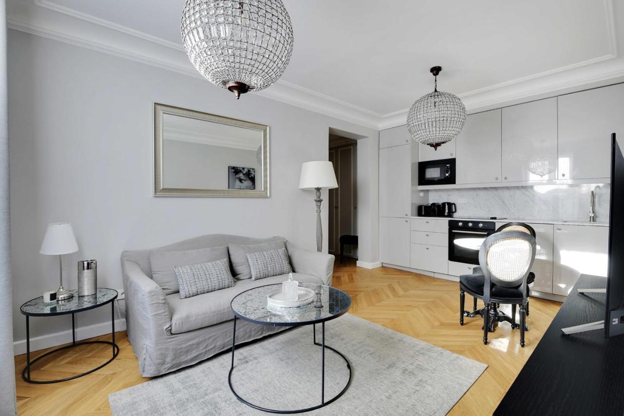 Charming Apartment- 1br4p- Place Victor Hugo * Parijs